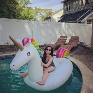 Meet your Posher, Thao